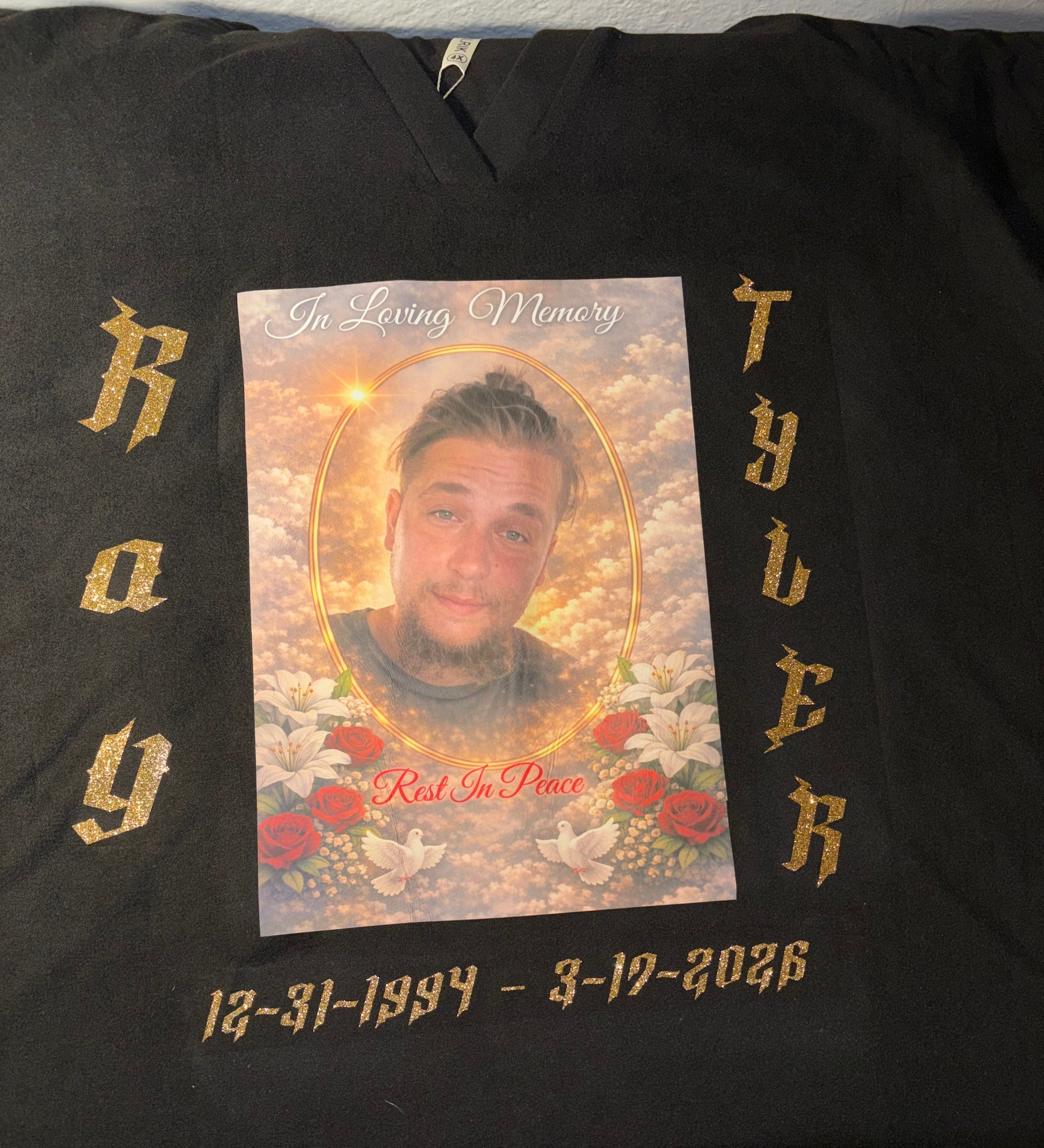 Custom t-shirt & hoodies